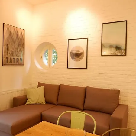 Singer Old Town Apartment *
